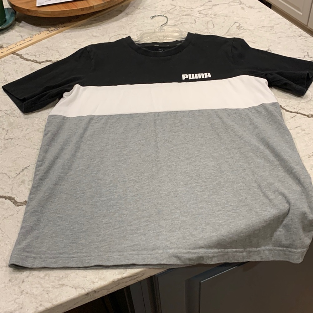 PUMA T-shirt